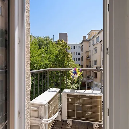 Apartment Basilica Art Escape W 2br Balcony & Views